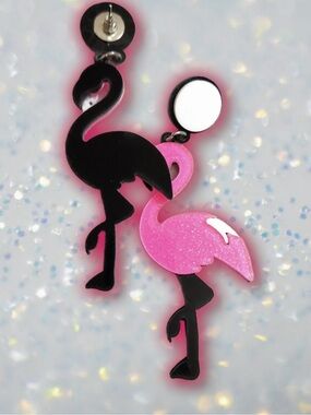 NEW! Tropical Pink Flamingo lightweight Acrylic dangle Earrings Nwt
